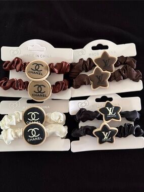 Set Of 4 Fashion Black, White, Brown Round & Star Scrunchie Set